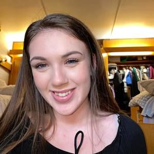 Meet your Posher, Dani